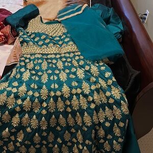 Elegant Teal and Gold Long Sleeve Dress